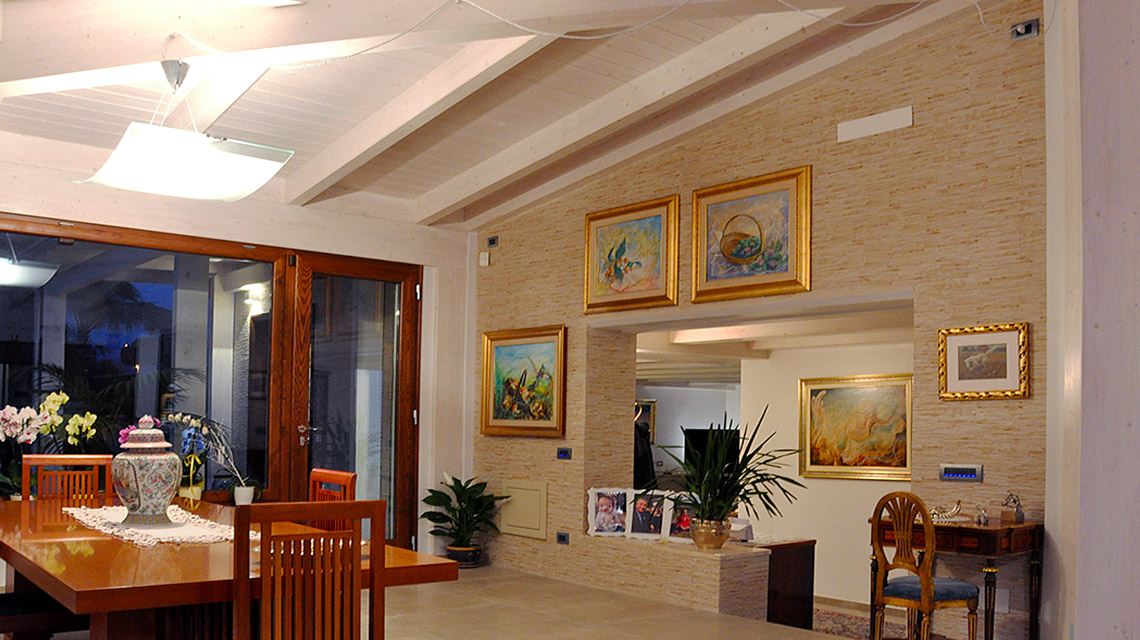 ristrutturazione officina mani